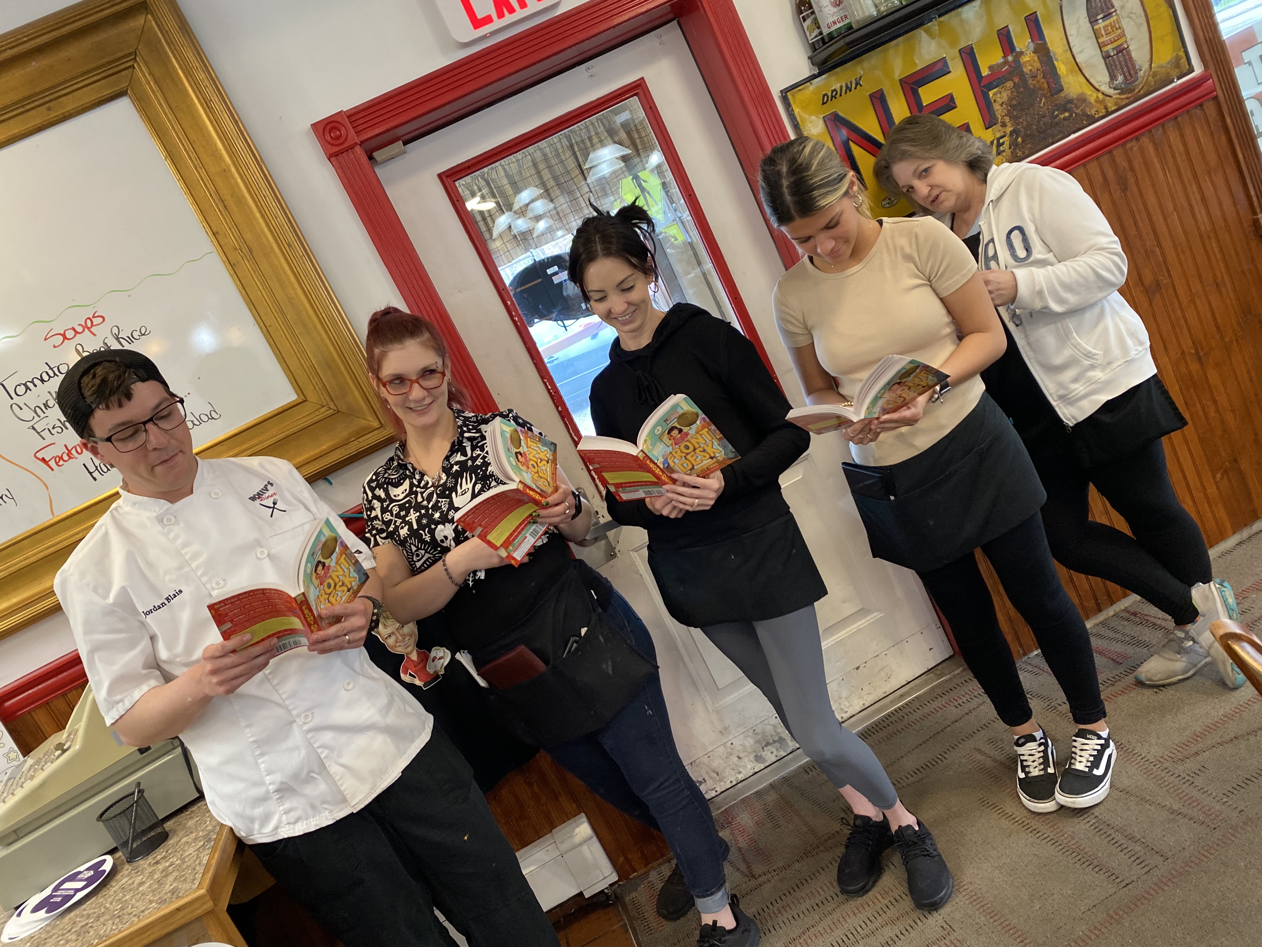 AFD 2022 - Reading in a line in front of exit